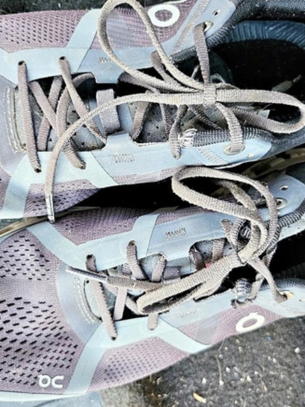 On Cloudswift Athletic Shoes in Purple & Gray